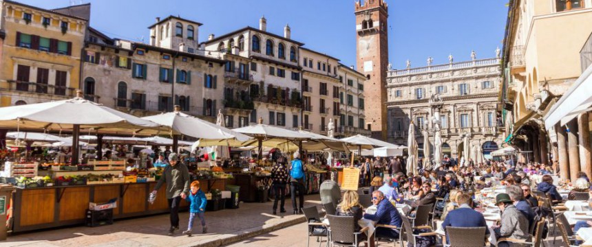 Altstadt von Verona: Imbiß-Läden in Italien im Visier Foto:  picture alliance/Bildagentur-online